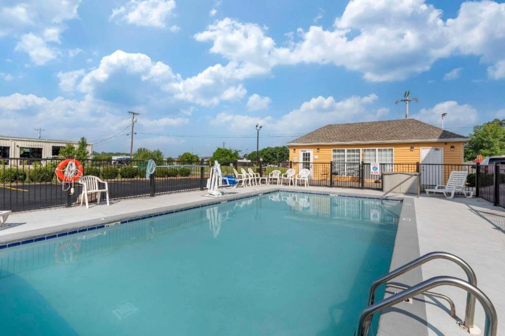 Quality Inn Oak Ridge Eksteriør bilde